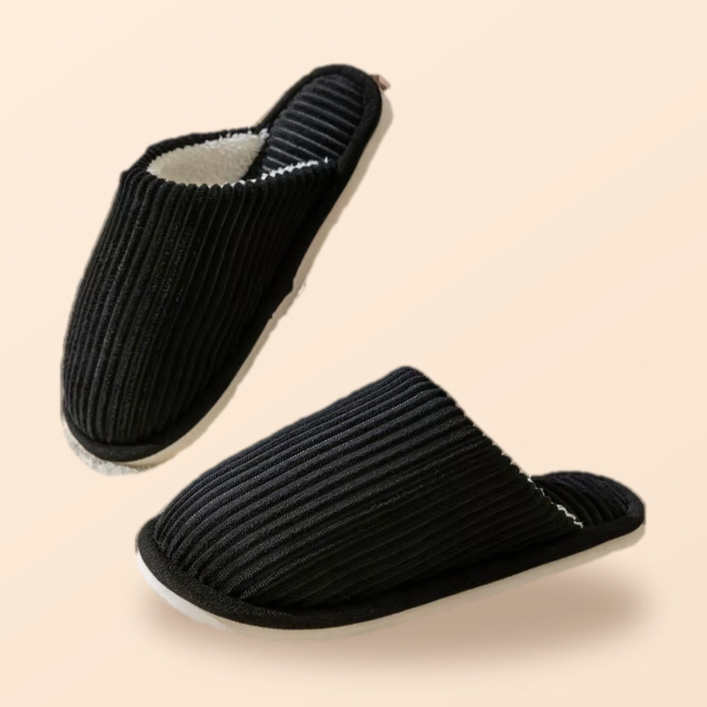 Ribbed House Slippers in Black
